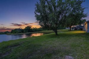 7513 TURTLE VIEW DRIVE, RUSKIN, FL 33573 - MLS#MFRA4692936