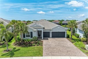 12151 CRANSTON WAY, LAKEWOOD RANCH, FL 34211 - MLS#MFRA4692938