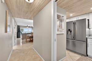 633 ALHAMBRA ROAD, VENICE, FL 34285 - MLS#MFRA4692989