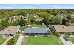 3670 SUNSET BEACH DRIVE, VENICE, FL 34293 - MLS#MFRA4693029