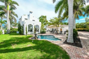 76 WASHINGTON DRIVE, SARASOTA, FL 34236 - MLS#MFRA4693046