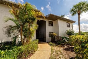 2433 TWIN DRIVE, SARASOTA, FL 34234 - MLS#MFRA4693047