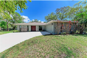 627 ALLIGATOR DRIVE, VENICE, FL 34293 - MLS#MFRA4693048