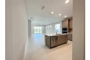 10716 KLEE AVENUE, BRADENTON, FL 34212 - MLS#MFRA4693052