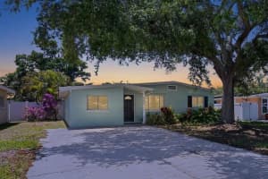 3300 Kingston St N, ST PETERSBURG