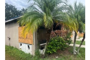 1210 CASA BONITA AVENUE, RUSKIN, FL 33570 - MLS#MFRA4693085