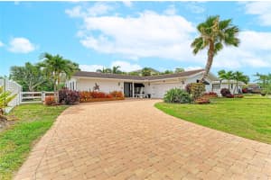 7113 ANTIGUA PLACE, SARASOTA, FL 34231 - MLS#MFRA4693104