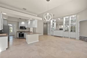 5762 BENEVENTO DRIVE, SARASOTA, FL 34238 - MLS#MFRA4693131