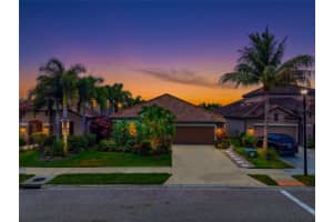 5587 Foxtail Palm Ln, SARASOTA