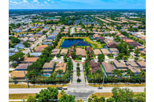 5587 FOXTAIL PALM LANE, SARASOTA, FL 34233 - MLS#MFRA4693177