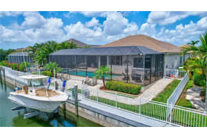 591 MAST DRIVE, BRADENTON, FL 34208 - MLS#MFRA4693201