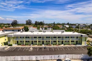 6703 MIDNIGHT PASS ROAD, SARASOTA, FL 34242 - MLS#MFRA4693235