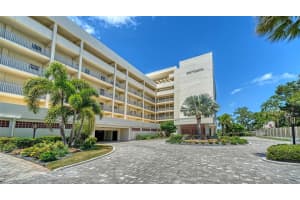 1355 S Portofino Dr #103, SARASOTA