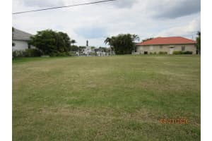 562 MONACO DRIVE, PUNTA GORDA, FL 33950 - MLS#MFRA4693266