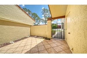 5294 HUNTINGWOOD COURT, SARASOTA, FL 34235 - MLS#MFRA4693268
