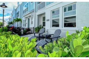 2300 LINDSTROM STREET, SARASOTA, FL 34237 - MLS#MFRA4693299