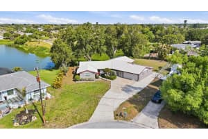 425 DRIFTWOOD ROAD, VENICE, FL 34293 - MLS#MFRA4693341