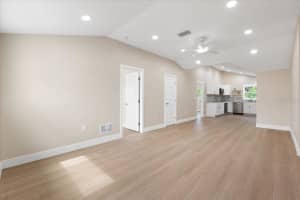 2580 SHAMROCK DRIVE, VENICE, FL 34293 - MLS#MFRA4693357