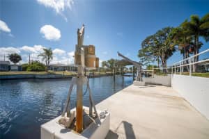 1711 RIVERSIDE DRIVE, ENGLEWOOD, FL 34223 - MLS#MFRA4693427