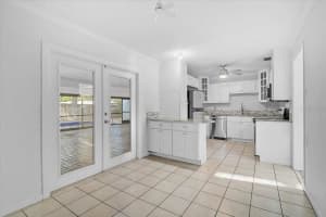 345 TUTTLE AVENUE, SARASOTA, FL 34237 - MLS#MFRA4693428