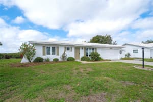 3810 JOYCE DRIVE, BRADENTON, FL 34208 - MLS#MFRA4693455