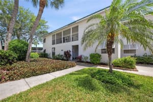 5619 MIDNIGHT PASS ROAD, SARASOTA, FL 34242 - MLS#MFRA4693474
