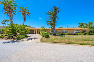 3524 SCHOOL AVENUE, SARASOTA, FL 34239 - MLS#MFRA4693494