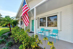 2572 JEFFERSON CIRCLE, SARASOTA, FL 34239 - MLS#MFRA4693524