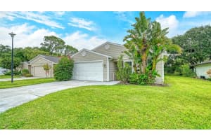 361 Bearded Oaks Cir, SARASOTA