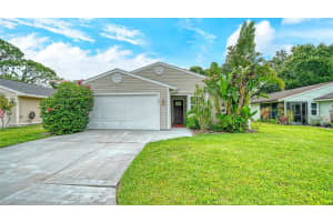 361 BEARDED OAKS CIRCLE, SARASOTA, FL 34232 - MLS#MFRA4693575