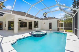 11701 WINDING WOODS WAY, LAKEWOOD RANCH, FL 34202 - MLS#MFRA4693576