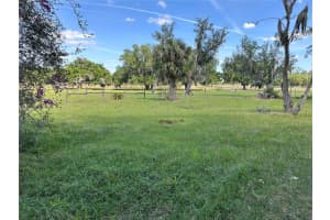4090 CARLTON ROAD, SARASOTA, FL 34240 - MLS#MFRA4693583