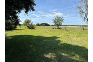 4090 CARLTON ROAD, SARASOTA, FL 34240 - MLS#MFRA4693583