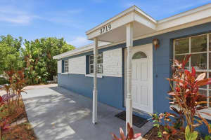 3719 PAPAI DRIVE, SARASOTA, FL 34232 - MLS#MFRA4693599