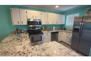6033 34TH STREET, BRADENTON, FL 34210 - MLS#MFRA4693610
