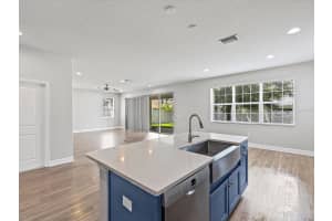 7105 PARK TREE DRIVE, TAMPA, FL 33625 - MLS#MFRA4693641