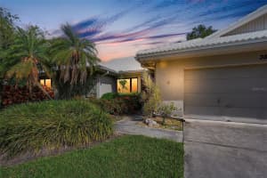 3825 WILSHIRE CIRCLE, SARASOTA, FL 34238 - MLS#MFRA4693723