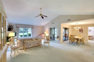 3825 WILSHIRE CIRCLE, SARASOTA, FL 34238 - MLS#MFRA4693723