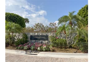 100 SANDS POINT ROAD, LONGBOAT KEY, FL 34228 - MLS#MFRA4693834