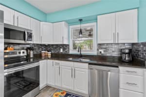 15437 BEDFORD CIRCLE, CLEARWATER, FL 33764 - MLS#MFRA4693873