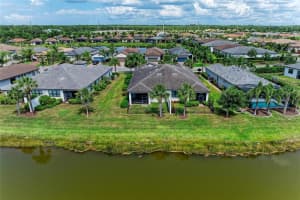 7018 HOLBROOK COVE, BRADENTON, FL 34202 - MLS#MFRA4693892