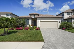 5238 Coral Reef Way, BRADENTON
