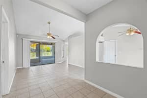 7807 38TH COURT, SARASOTA, FL 34243 - MLS#MFRA4693933