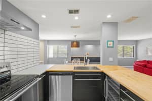 2746 ORCHID OAKS DRIVE, SARASOTA, FL 34239 - MLS#MFRA4693949