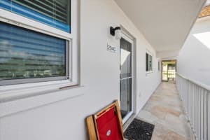 116 VISTA HERMOSA CIRCLE, SARASOTA, FL 34242 - MLS#MFRA4693969