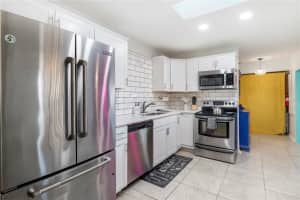 4018 SANDPOINTE DRIVE, BRADENTON, FL 34205 - MLS#MFRA4693988
