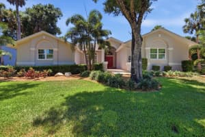 4734 TRAILS DRIVE, SARASOTA, FL 34232 - MLS#MFRA4693997