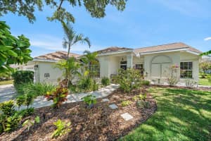 4732 MEADOWVIEW CIRCLE, SARASOTA, FL 34233 - MLS#MFRA4693999