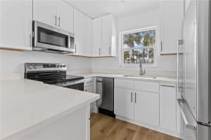 5830 MIDNIGHT PASS ROAD, SARASOTA, FL 34242 - MLS#MFRA4694023