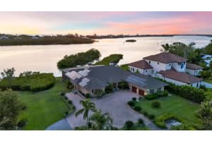 612 LAUREL ROAD, NOKOMIS, FL 34275 - MLS#MFRA4694029